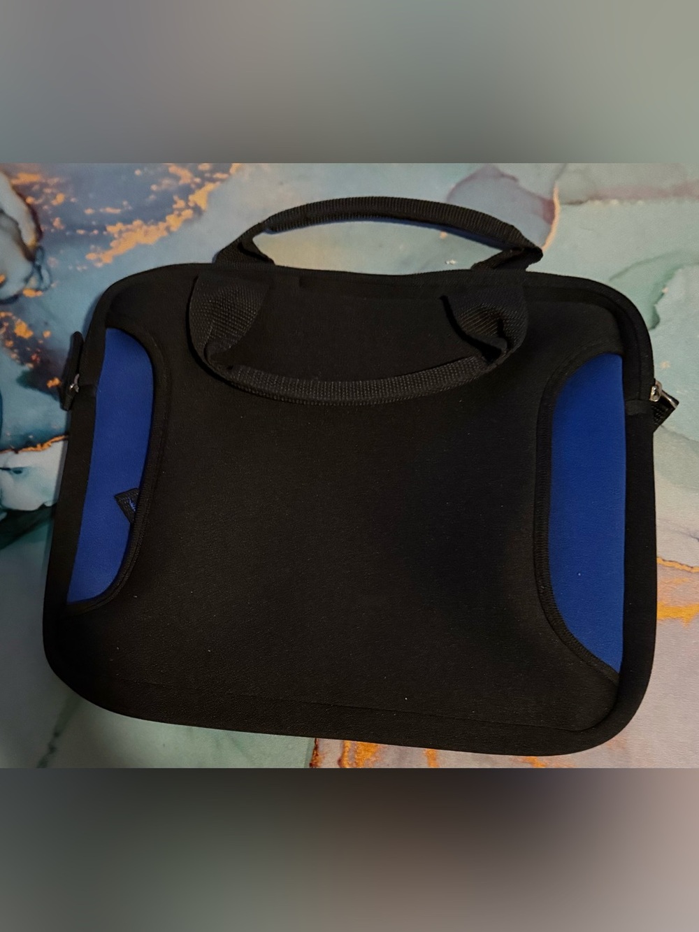 Black and Blue Neoprene Tablet Case with Handle. EUC